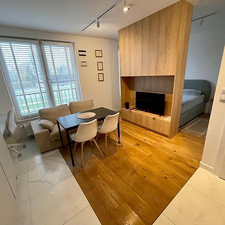Apartmán Time&House Pileckiego Przy Centrum Onkologi I Klinice Novum Apartament Na Wylacznosc Pokoj,Sypialnia,Lozko, Lazienka,Kuchnia Varšava Exteriér fotografie